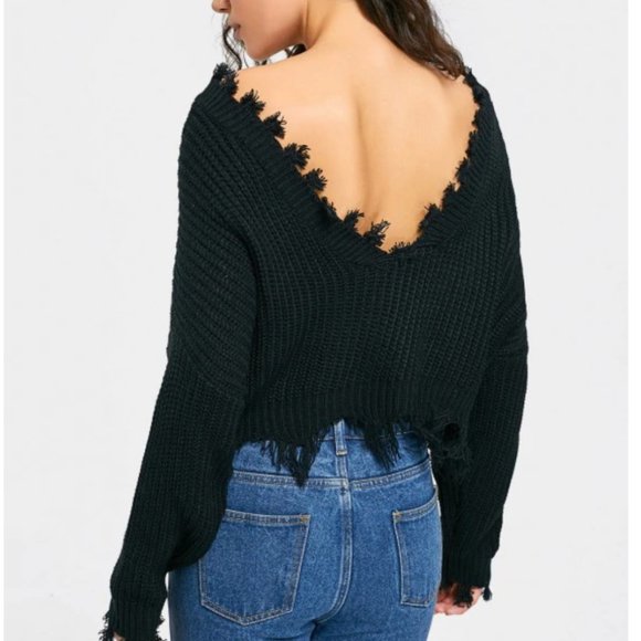 Zaful Oversized Fray Crop Sweater - Picture 2 of 8